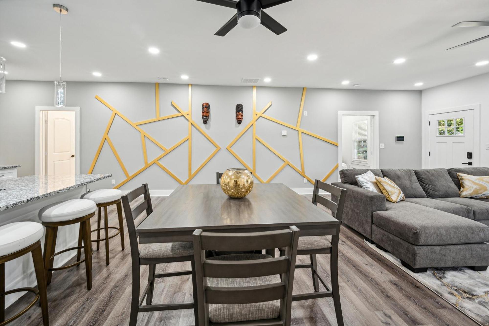 Centrally Located Home In Atlanta-10 Mins From Ga Aquarium, Mercedes Benz Stadium, & Much More Exterior foto